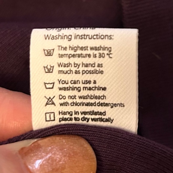 Purple Mock Turtle-neck, Sleeveless Top, NEVER WORN, Size Small - Picture 7 of 7